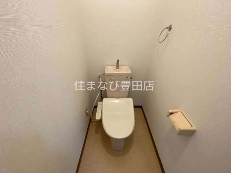 トイレ　同型タイプ