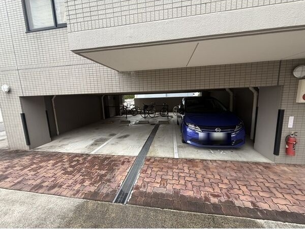 駐車場　名古屋で一番初期費用の安い賃貸専門の不動産会社です(^^)