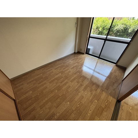 居室・リビング　それぞれのお部屋が続き間になってます。