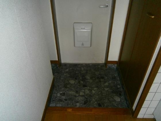 玄関　シンプルで使いやすい玄関です