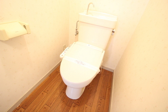カルチェ中川2のトイレ写真