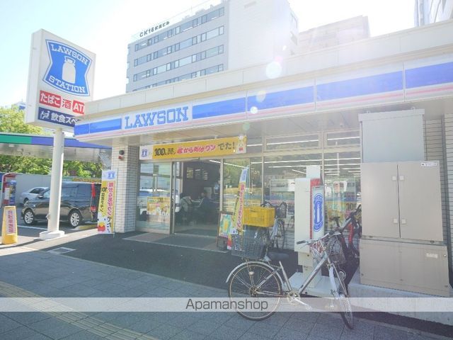 コンビニ　ローソン（コンビニ）まで495m