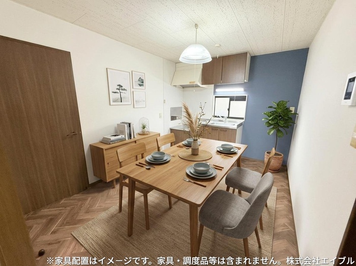 居室・リビング　家具小物家電はCG