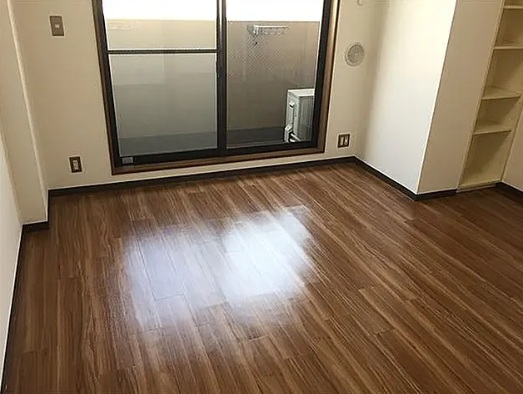 居室・リビング　※同建物内の別部屋参考写真です