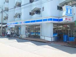 コンビニ　ローソンプラス 寺田町駅前店（コンビニ）まで39m