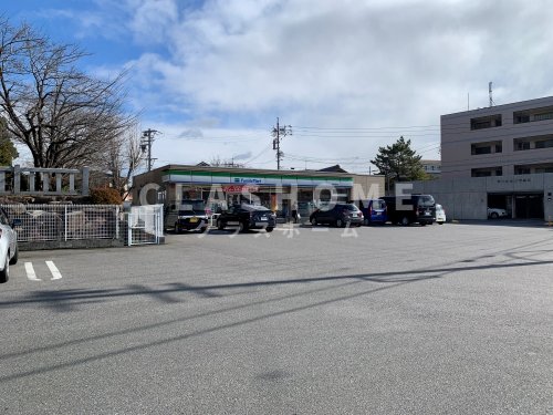 コンビニ　ファミリーマート 刈谷小垣江店（コンビニ）まで714m
