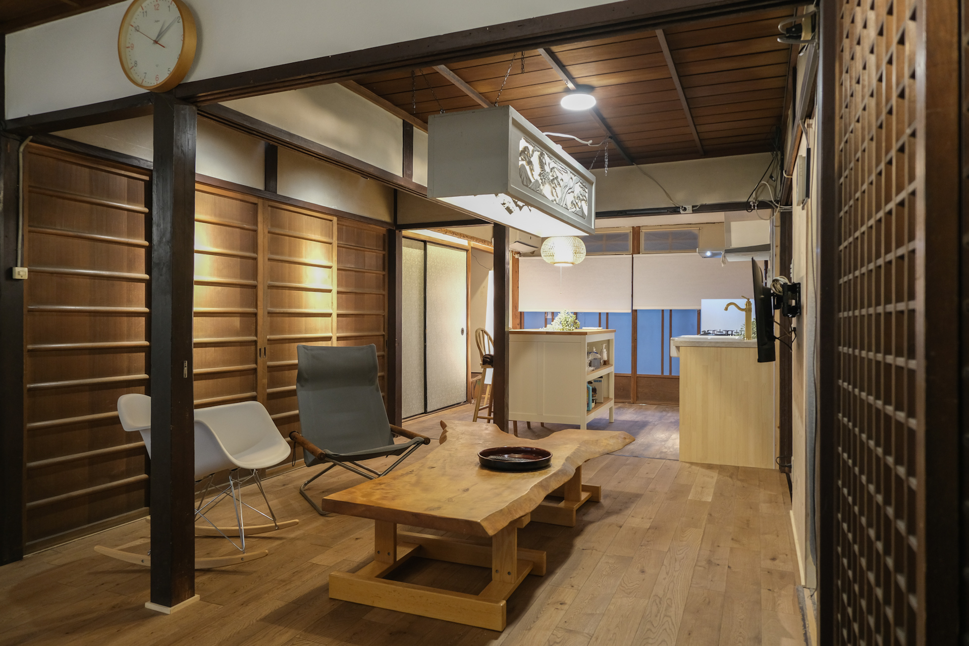 瓦役町京町屋の居間写真