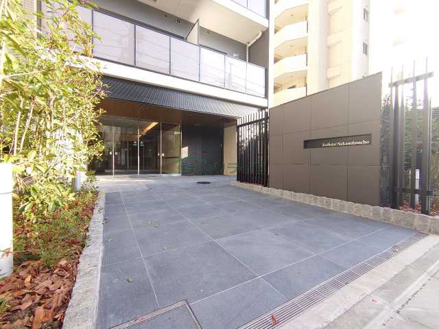エントランス　ラフィスタ中野本町