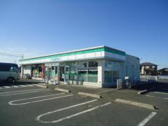 コンビニ　ファミリーマート茨城阿見店（コンビニ）まで1209m