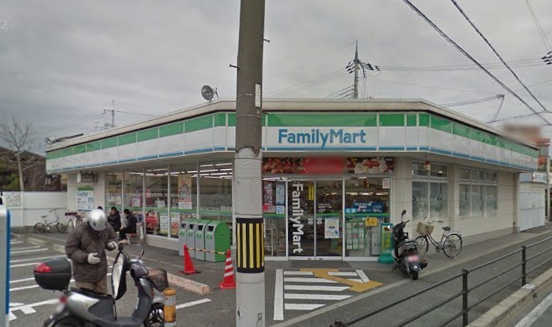 コンビニ　ファミリーマート 池田住吉一丁目店（コンビニ）まで477m