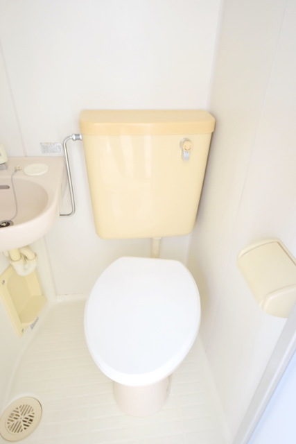 ファーストシティ橋本のトイレ写真