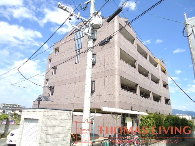 建物外観　粕屋町でのお部屋探しは、トーマスリビング粕屋店へご相談下さい