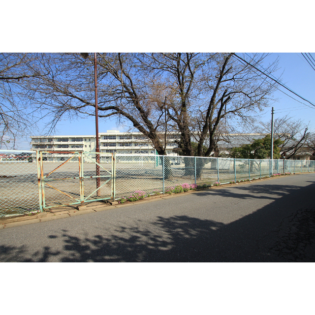 中学校　土浦市立土浦第三中学校（中学校）まで2703m