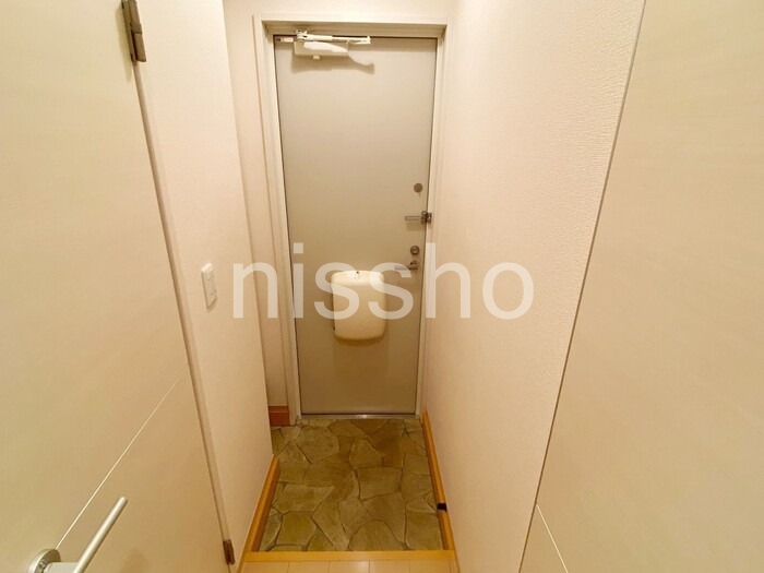玄関　下駄箱付玄関