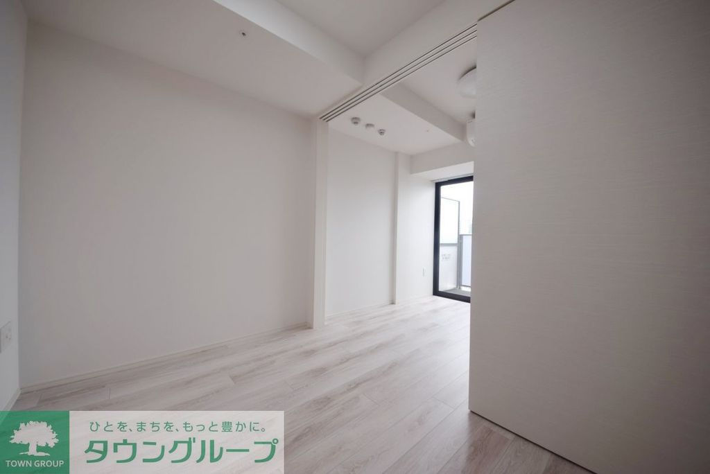 ライオンズフォーシア清澄白河の居間写真
