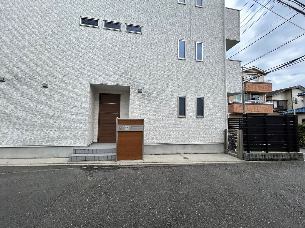 スプリームハウスの外観写真