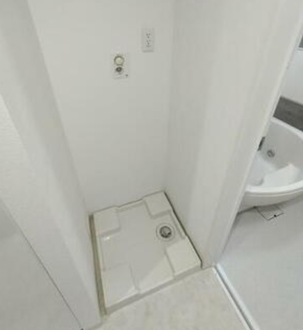ＪＲ根岸線 石川町駅 バス乗車時間：14分 最寄りバス停で下車 徒歩1分 13階建 築19年のその他写真