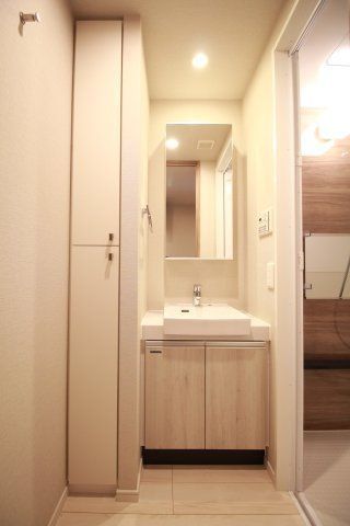 洗面設備　（別タイプ参考写真）HY s　reve　荒川区西日暮里1