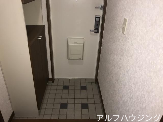 玄関　玄関
