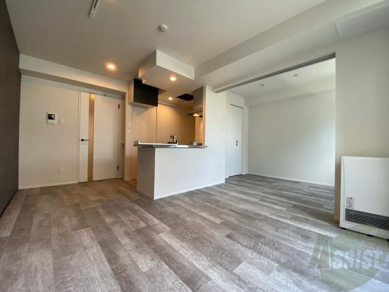 居室・リビング　広くてキレイなお部屋が広がっていて、充実した生活が送れそう。