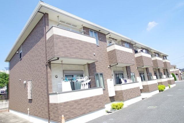 建物外観　タウンハウジング仙川店まで♪