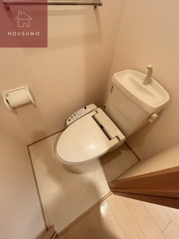 トイレ　バルコニー付きです