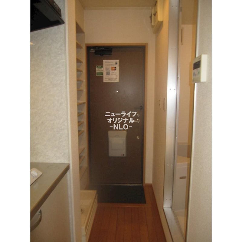 玄関　シューズボックス付きなので玄関周りがスッキリとします☆