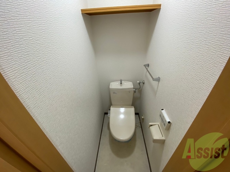 トイレ　ウォシュレット機能がついたトイレ。安心して使用できますね。