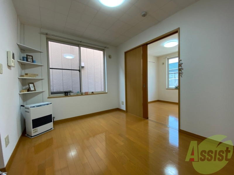 居室・リビング　広くてキレイなお部屋が広がっていて、充実した生活が送れそう。