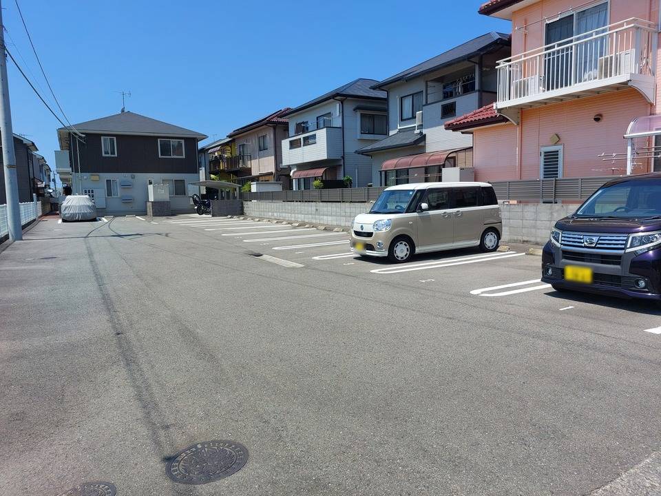 駐車場　駐車場