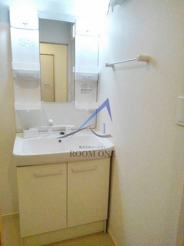 洗面設備　洗面台です。
