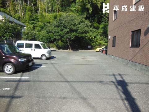 駐車場　駐車場