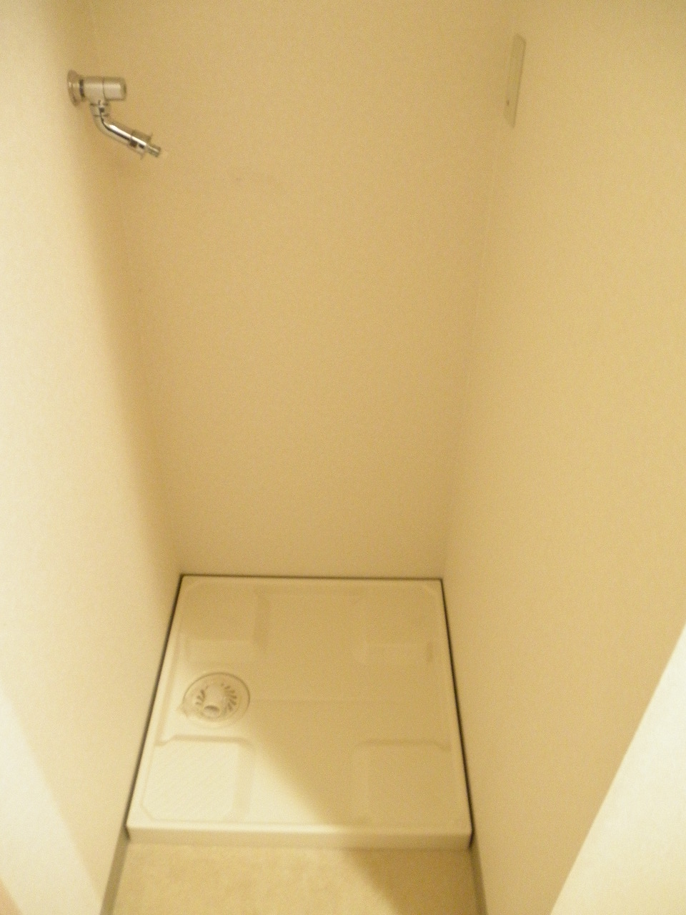 その他　室内洗濯機置き場は脱衣所にあり、使いやすい間取りです♪