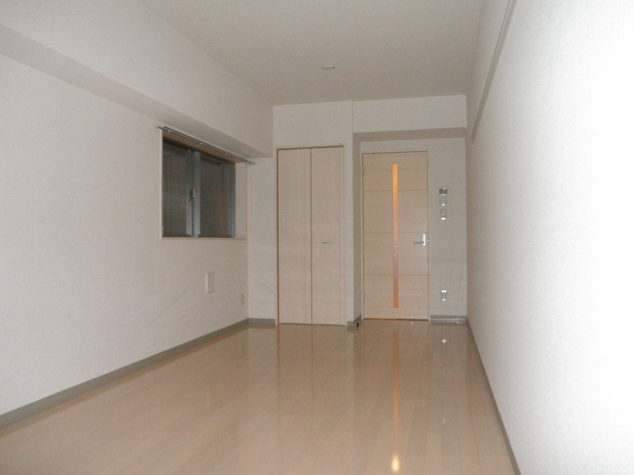 居室・リビング　広々9.8帖の洋室は、使い方自由自在！