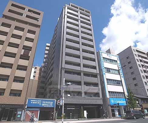 【京都市下京区万寿寺町のマンションの建物外観】