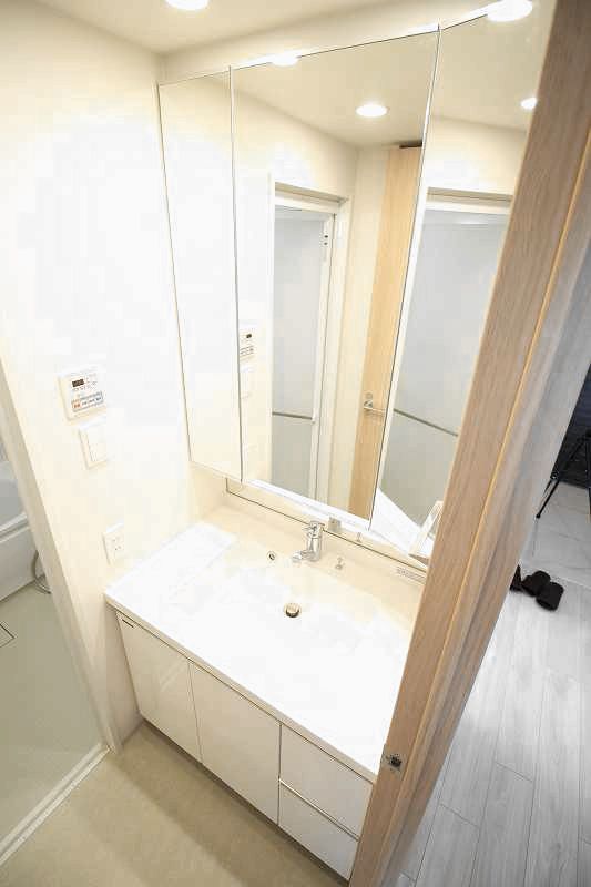 洗面設備　※同物件、別部屋になります。