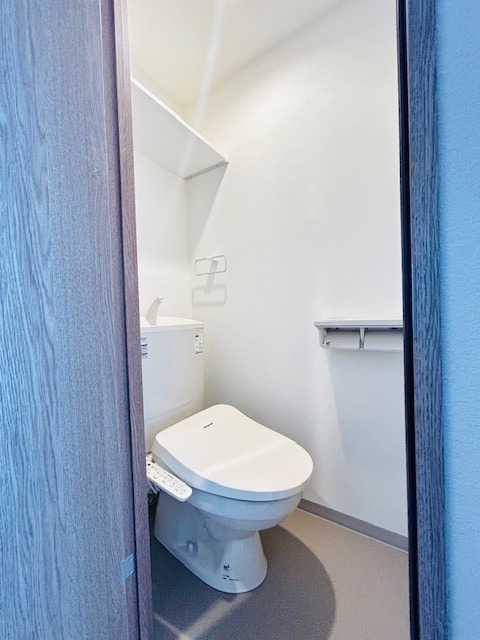 トイレ　清潔感のあるウォシュレット付きのトイレです♪