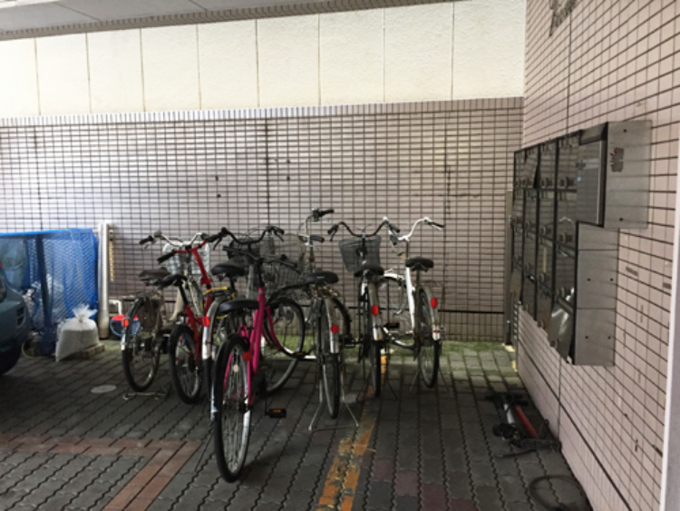 その他共有部分　屋根があるので、雨の日や雪の日でも安心な駐輪場◎