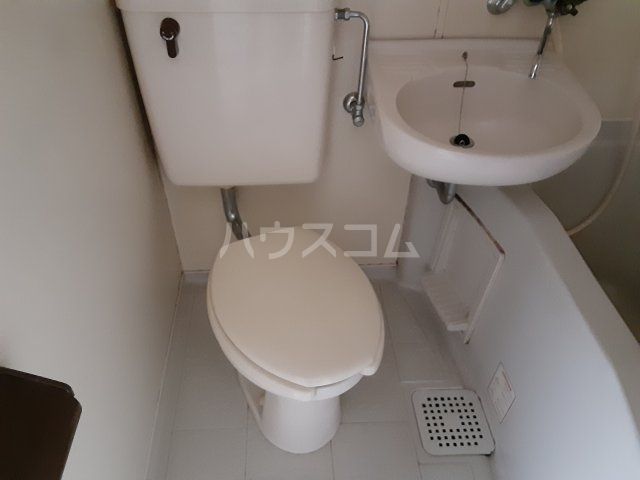 【名古屋市名東区藤森西町のマンションのトイレ】