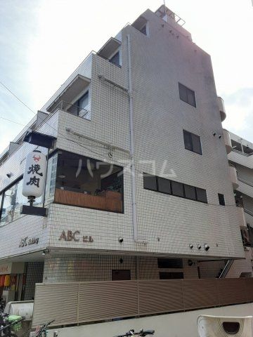 世田谷区三軒茶屋のマンションの建物外観