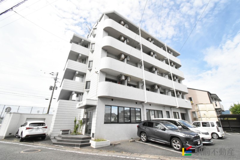 東宝ビルの建物外観