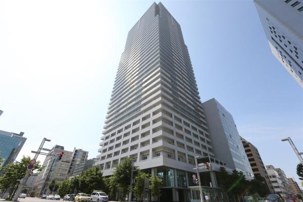 D’グラフォート札幌ステーションタワーの建物外観