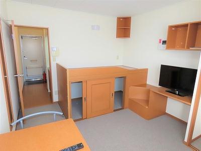 居室・リビング　カーペットのお部屋です