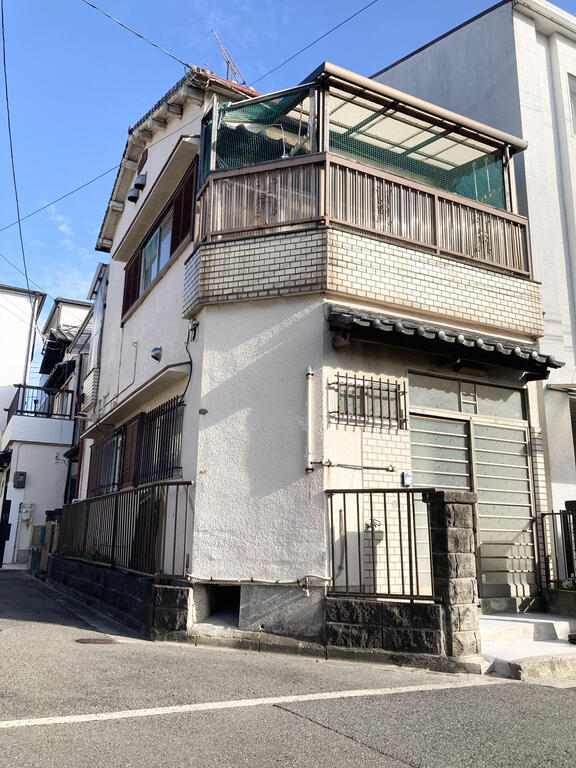 Re-Home浜寺南町2丁の建物外観