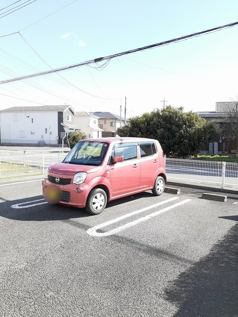 【とれふるＡの駐車場】