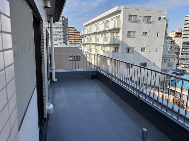 【墨田区菊川のマンションのバルコニー】