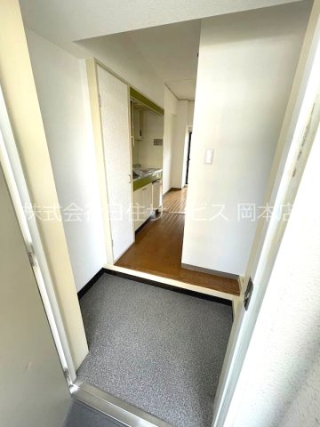 玄関　明るい玄関です
