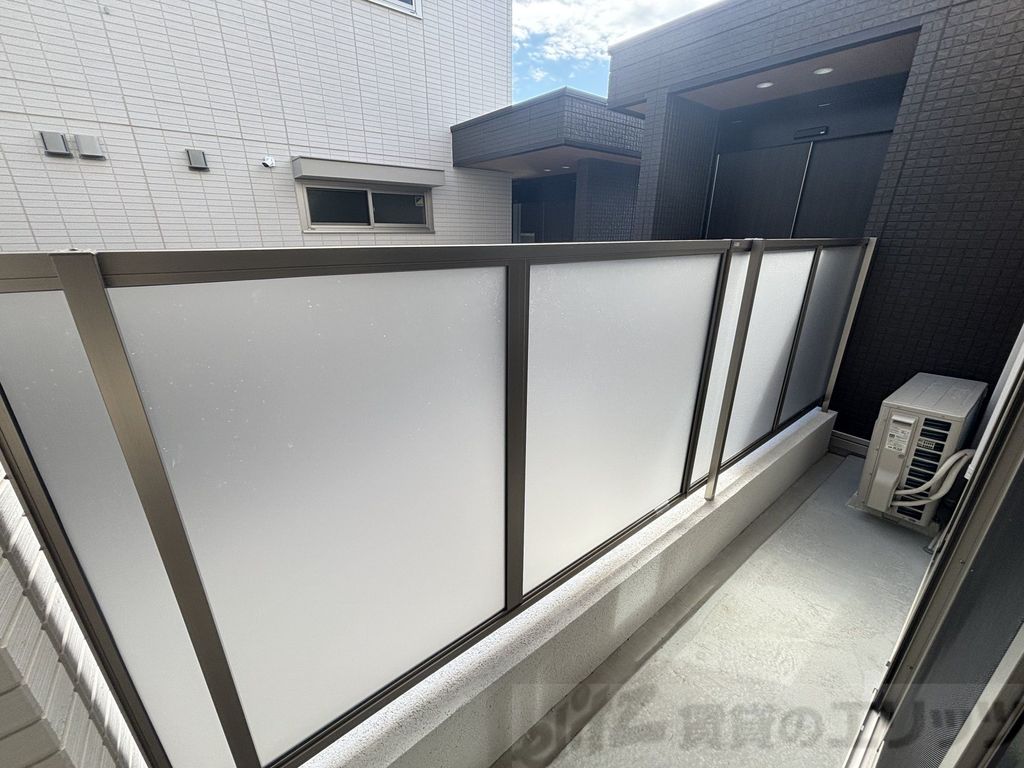 バルコニー　バルコニー