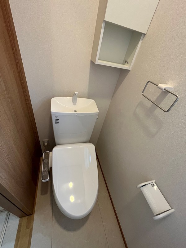 トイレ　現況優先