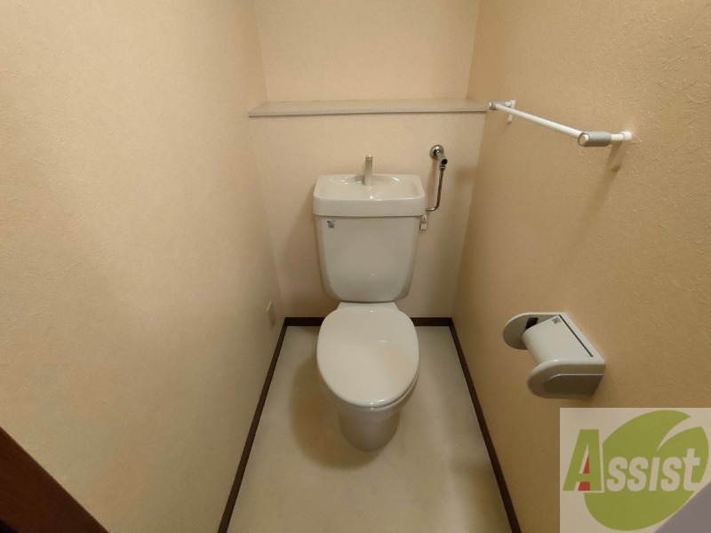 トイレ　嬉しいバストイレ別です！安心して使用できます。